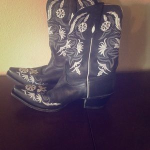 Women’s size 10 Tony Llama boots